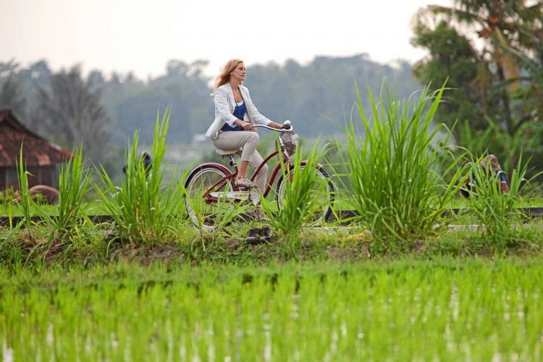 Tour Bali “Mangia, prega e ama” 11 giorni.