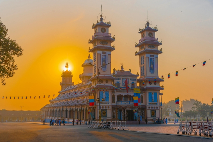 cao dai temple